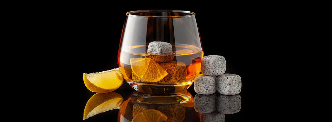 The Ultimate Guide to Whiskey Stones – Chill Your Whiskey Without the Water
